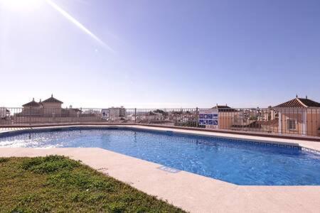 Amplio Apartamento Con Piscina Cerca De La Playa Nerja Zewnętrze zdjęcie
