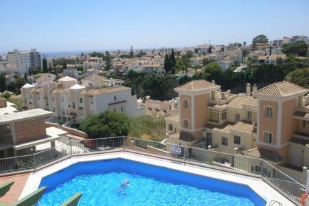 Amplio Apartamento Con Piscina Cerca De La Playa Nerja Zewnętrze zdjęcie